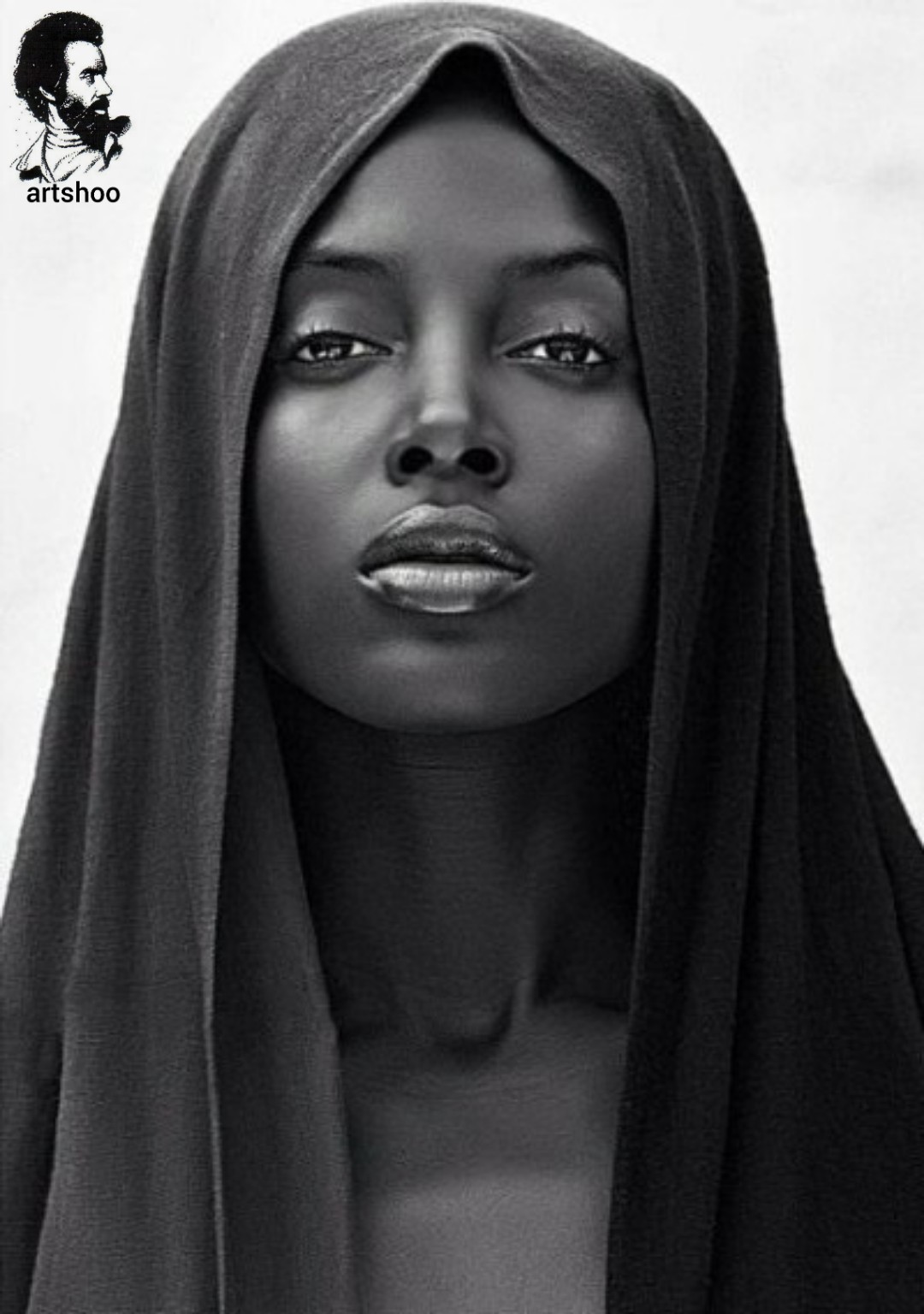 مدل سیاه قلم اورژینال